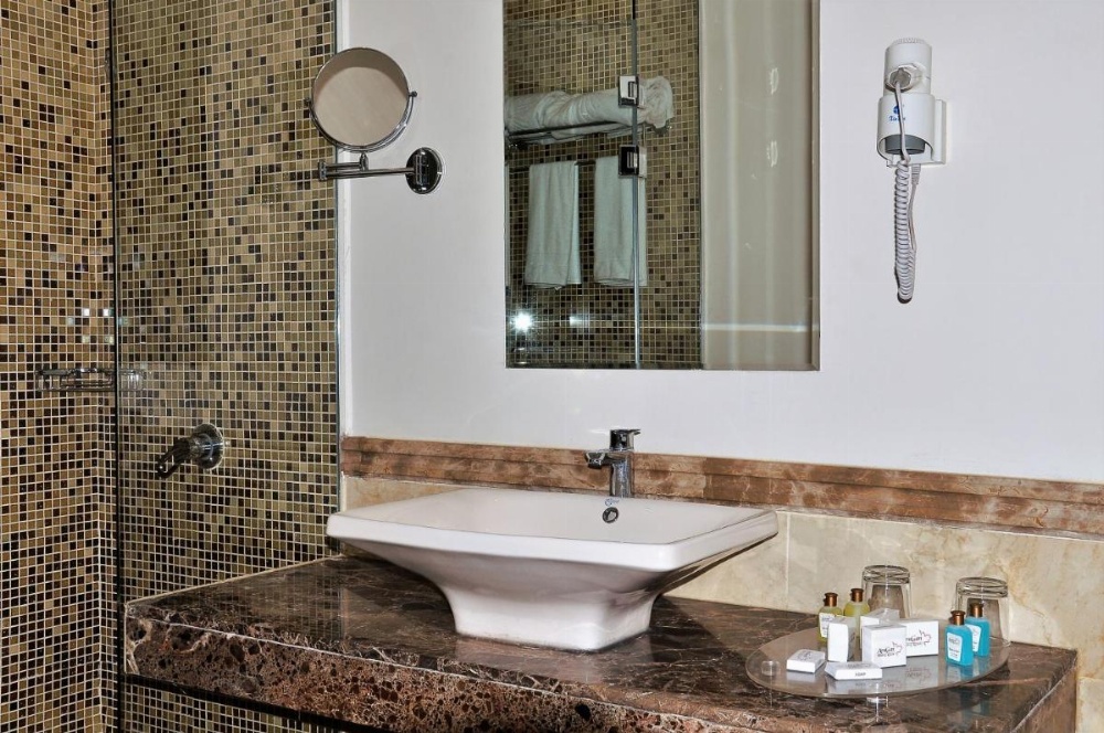 Cleopatra Hotel Image 19